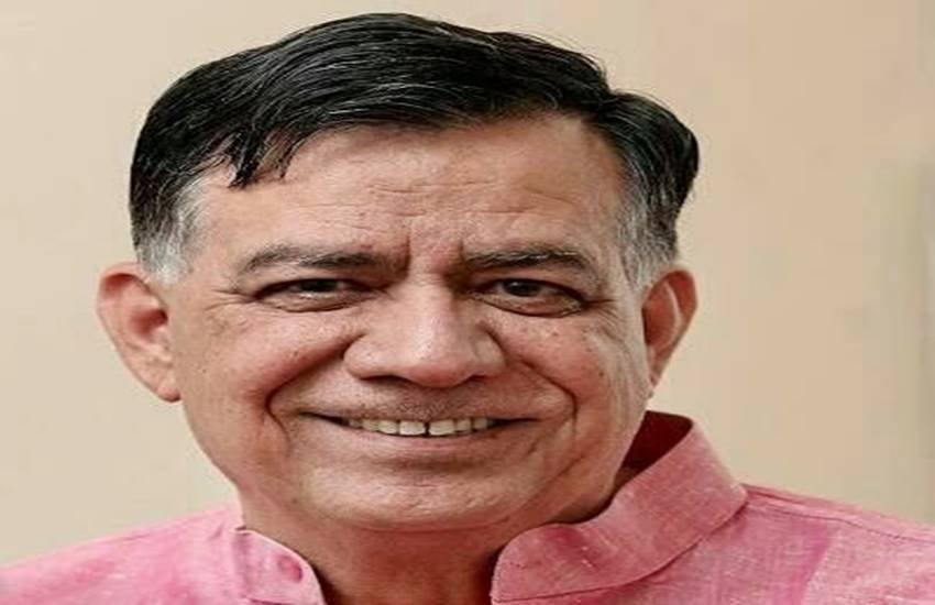 उप्र के औद्योगिक विकास मंत्री सतीश महाना के नोएडा दौरे के मद्देनजर प्राधिकरण अधिकारियों ने विकासशील परियोजनाओं पर अपना होमवर्क किया है।