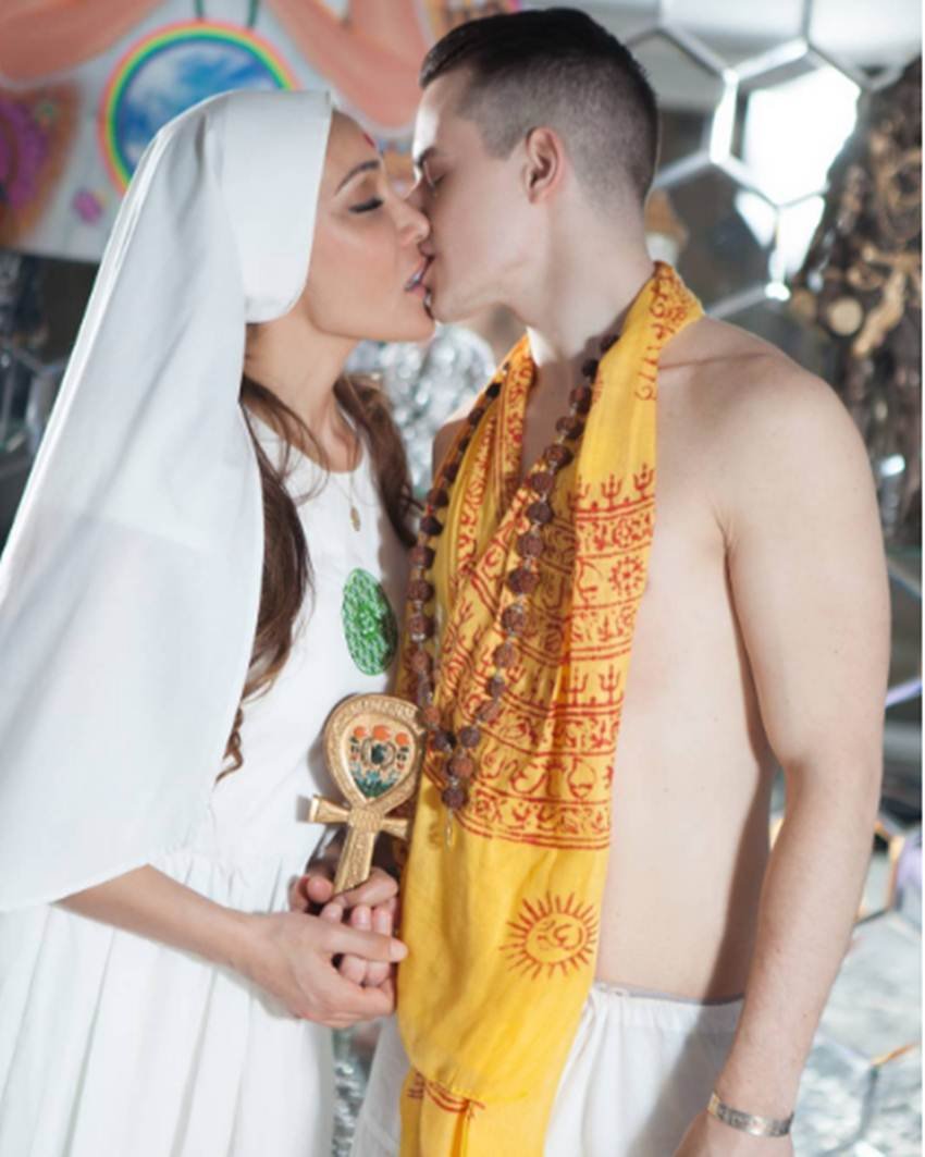 sofia hayat, sofia hayat marriage, sofia hayat wedding, sofia hayat instagram, sofia hayat allah mother, sofia hayat controversies, sofia hayat om controversy, sofia hayat husband, sofia hayat third marriage, sofia hayat news, entertainment news