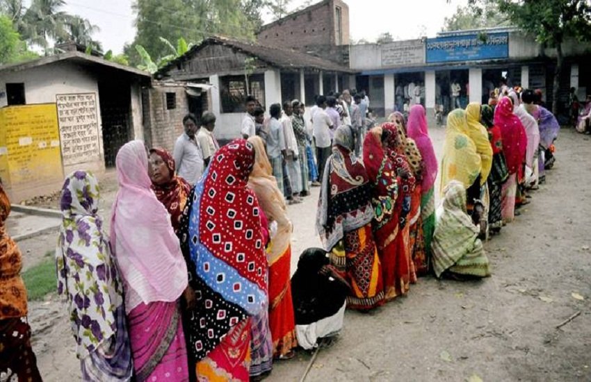 West Bengal, Civil Polls, Women Voting, PTI Photo
