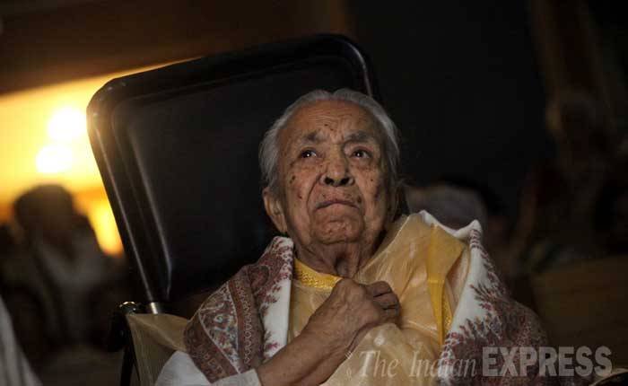 फिल्मों में कूल दादी और नानी के रोल में नजर आईं जोहरा सहगल ने साल 2014 में इस दुनिया को अलविदा कहा।