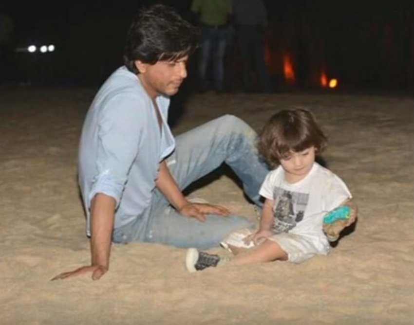 shahrukh khan, king of romance, romantic hero, shahrukh, deewana, kuch kuch hota hai, shahrukh khan biography, gauri khan, abram khan, suhana khan, GAURI KHAN, Aryan Khan, Parents Shah Rukh Khan, Gauri Khan pakistan, shah Rukh Khan's daughter Suhana Khan, mannat, dubai house ho shahrukh khan, bollywood filns, bolllywood news, bollywood hindi news, bollywood filmy gyan, bollywood entertainment news