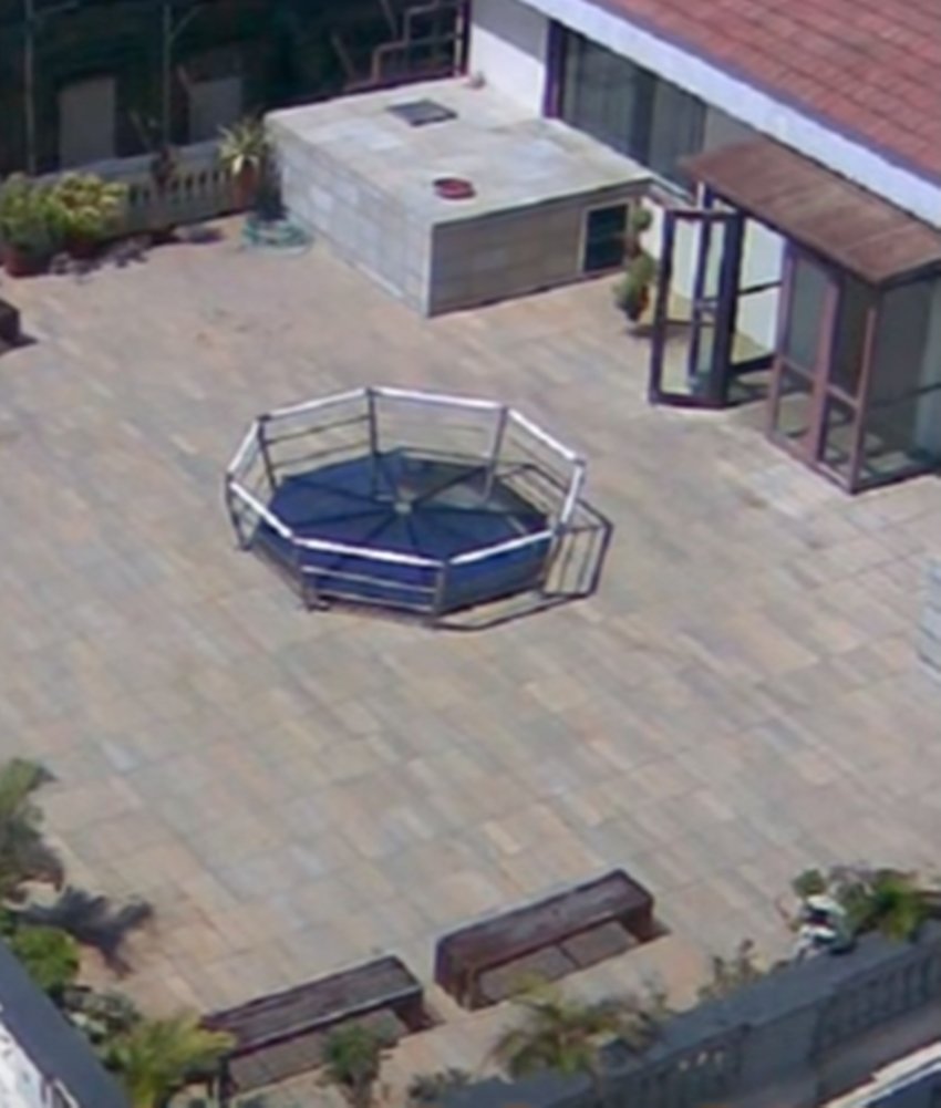 shahrukh khan, king of romance, romantic hero, shahrukh, deewana, kuch kuch hota hai, shahrukh khan biography, gauri khan, abram khan, suhana khan, GAURI KHAN, Aryan Khan, Parents Shah Rukh Khan, Gauri Khan pakistan, shah Rukh Khan's daughter Suhana Khan, mannat, dubai house ho shahrukh khan, bollywood filns, bolllywood news, bollywood hindi news, bollywood filmy gyan, bollywood entertainment news