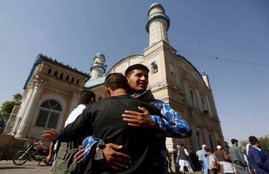 Muslim devotees celebrating Eid at Jama Masjid, china