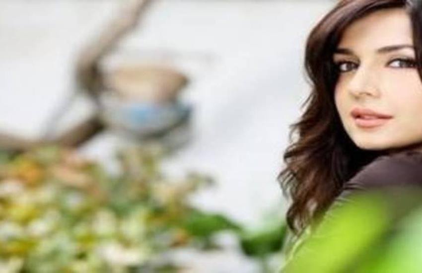 pakistani women, Mahnoor Baloch, pakistani women, pakistan women, beautiful pakistani women, hot pakistani women, beautiful women of pakistan, most beautiful pakistani women, सारा लॉरेन, आयशा लिनिया अख्तर, Saba Qama, Mehwish Hayat, Mahira Khan, Mahnoor Baloch,