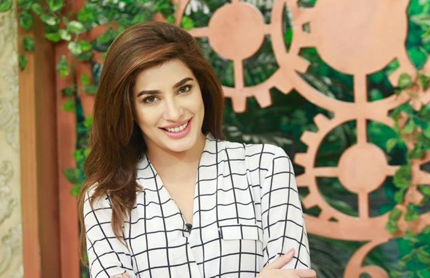 pakistani women, Mahnoor Baloch, pakistani women, pakistan women, beautiful pakistani women, hot pakistani women, beautiful women of pakistan, most beautiful pakistani women, सारा लॉरेन, आयशा लिनिया अख्तर, Saba Qama, Mehwish Hayat, Mahira Khan, Mahnoor Baloch,