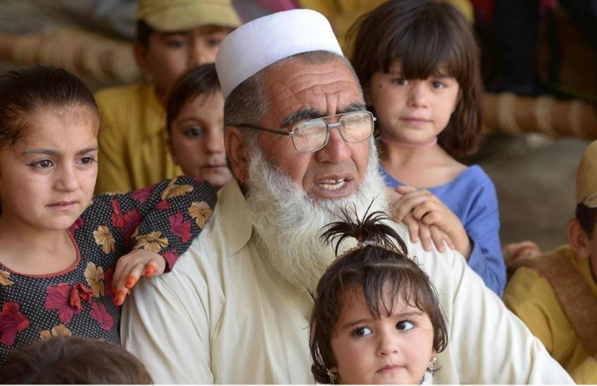 Pakistan, Pakistan Population, Most fertile man, Most Children Father, Pakistan Census, Pakistan Birth rate, Pakistan news, hindi news