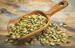 दिल की बीमारियों से दूर रखते हैं सीताफल के बीज, जानें- इनके अन्य फायदे