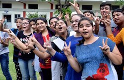 RBSE 10th Result 2017: राजस्थान शिक्षा बोर्ड अजमेर ने जारी किए 10वीं परीक्षा के रिजल्ट, ऐसे देखेंं