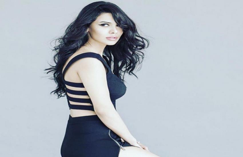 pakistani women, Mahnoor Baloch, pakistani women, pakistan women, beautiful pakistani women, hot pakistani women, beautiful women of pakistan, most beautiful pakistani women, सारा लॉरेन, आयशा लिनिया अख्तर, Saba Qama, Mehwish Hayat, Mahira Khan, Mahnoor Baloch,