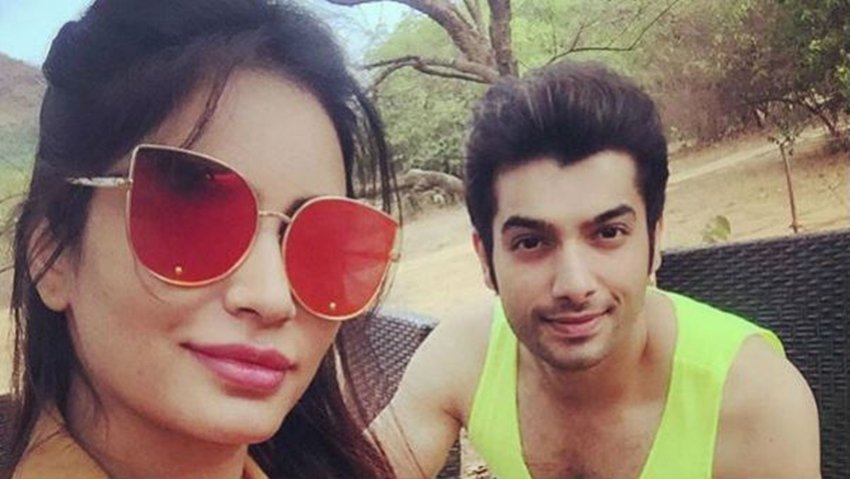 TV Actors living in Live In, Tv Actors Line in Life, TV Actors Personal Life, Karan Kundra and VJ Anushka, Sharad Malhotra and Pooja Bisht, Hina Khan and Rocky Jaiswal, Rubina Dilaik and Abhinav Shukla, Aasha Negi and Ritvik Dhanjani, Raj Arora and Pooja Gaur, Shivangi and Mohsin Khan, Ankita Lokhande and Sushant Singh Rajput, Jeniffer Winget and Shahbaz Alam, Bollywood News in Hindi, Entertainment News in Hindi