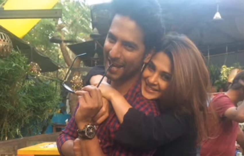 TV Actors living in Live In, Tv Actors Line in Life, TV Actors Personal Life, Karan Kundra and VJ Anushka, Sharad Malhotra and Pooja Bisht, Hina Khan and Rocky Jaiswal, Rubina Dilaik and Abhinav Shukla, Aasha Negi and Ritvik Dhanjani, Raj Arora and Pooja Gaur, Shivangi and Mohsin Khan, Ankita Lokhande and Sushant Singh Rajput, Jeniffer Winget and Shahbaz Alam, Bollywood News in Hindi, Entertainment News in Hindi