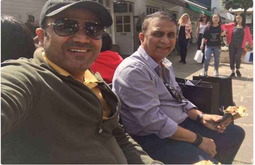 Virender Sehwag, Sunil Gavaskar, Shopping, Pet Pooja, photo, twitter, street food Virender Sehwag, Sunil Gavaskar, Shopping, Pet Pooja, photo, twitter, street food