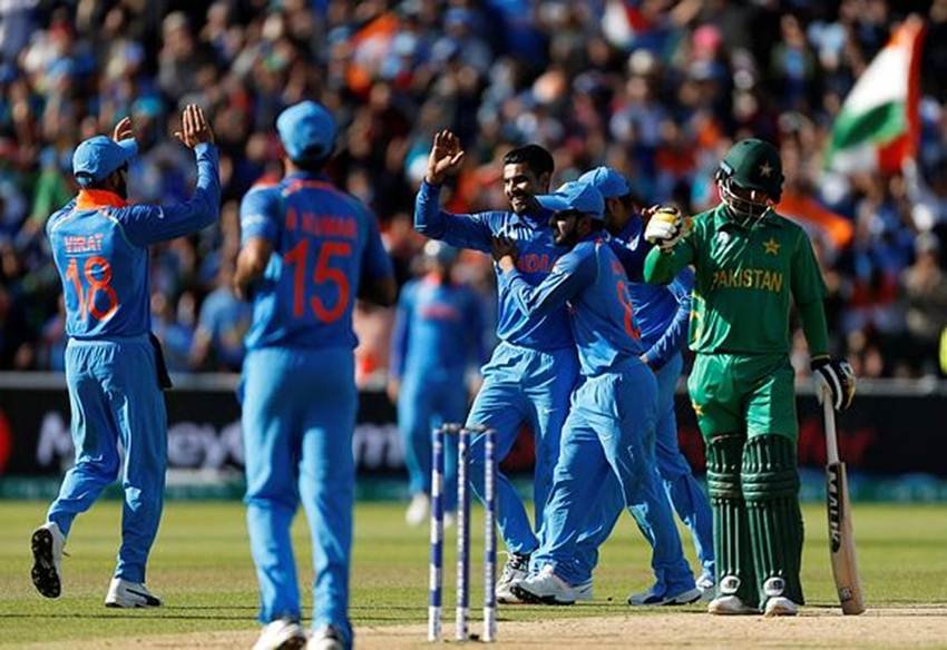 Wahab Riaz, Injured, Yuvraj Singh, ICC Champions Trophy 2017, India vs Pakistan, match, india, pakistan, india vs pakistan, cricket score, क्रिकेट, लाइव क्रिकेट स्कोर, क्रिकेट लाइव मैच, क्रिकेट मैच आज, live cricket score, live score, cricket score, live india vs pakistan, ind vs pak live, ind vs pak, live ind vs pak, india vs pakistan champions trophy 2017, india vs pakistan champions trophy, ind vs pak champions trophy 2017, india vs pakistan live match, india vs pakistan live odi, Pak vs Ind ODI, ind vs pak champions trophy, ind vs pak 2017, cricket score updates