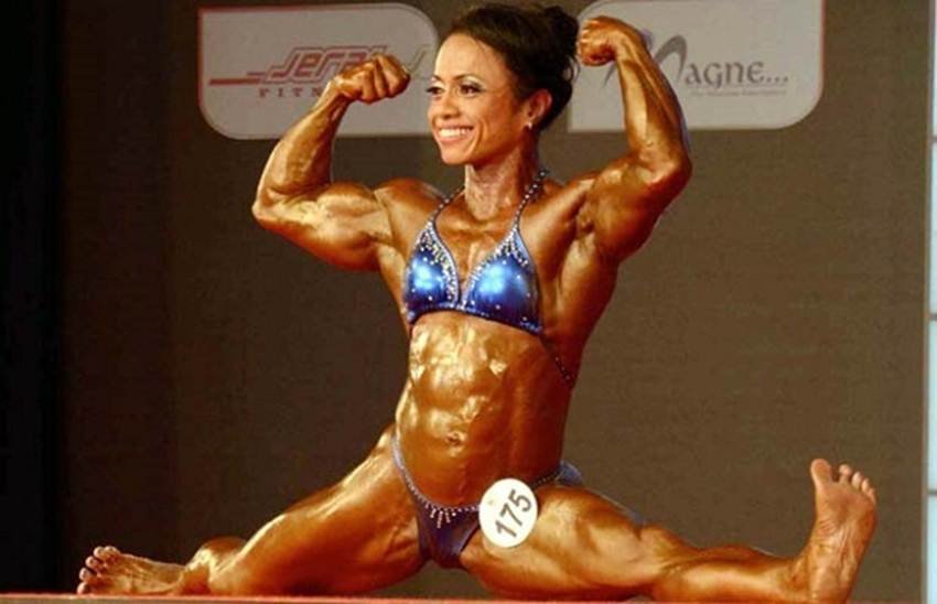 "dehradun girl bhumika sharma won the miss world title in world bodybuilding championship 2017, world bodybuilding championship 2017 news, miss world bhumika sharma in bodybuilding championship news, bodybuilding championship news, bhumika sharma bodybuilder news, bhumika sharma news, indian girl won world bodybuilder championship title news, jansatta news, sports news