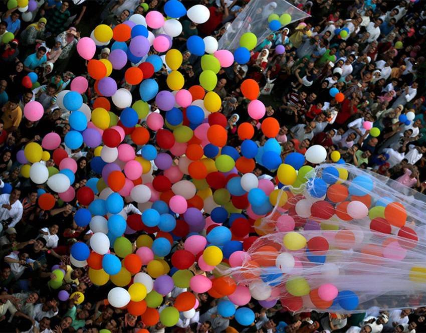 "eid ka chand, eid chand, eid mubarak, eid mubarak 2017, eid mubarak wishes, eid chand 2017, ईद का चाँद, ईद 2017, chand raat, chand raat 2017, chand raat 2017 mubarak, eid chand time, eid ka chand time, eid mubarak 2017, eid mubarak 2017 date, eid 2017, eid, eid moon sighting 2017, eid mubarak, eid ka chand time, eid moon sighting, moon sighting eid 2017, moon sighting time today, moon sighting time today in india, live updates