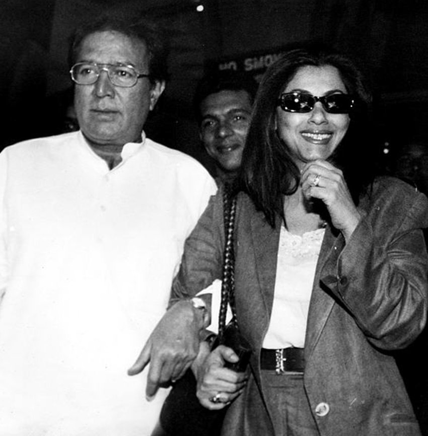 Dimple Kapadia, Rajesh Khanna, Twinkle Khanna, Akshay Kumar, Raj Kapoor