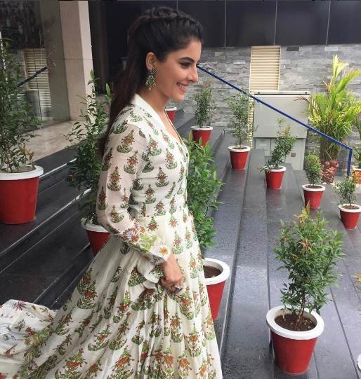 "isha talwar, isha talwar tubelight, tubelight maya, isha talwar hot photos, isha talwar ads, isha talwar best ad, isha talwar age, tubelight cast, salman khan, isha talwar nick name, isha talwar films, isha talwar news, isha talwar sexy photos, isha, entertainment news