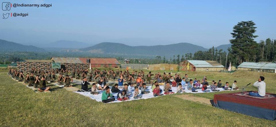 Troops at the highest battle field #SiachenGlacier and at #DeltaForce celebrating International Day of Yoga today. #IDY2017 #IndianArmy