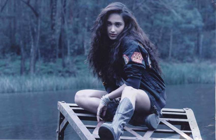 Bollywood actress, bollywood actress death, bollywood actress death mystery, bollywood actress death list, bollywood actress death in early age, death in young age, actress died in young age, jiah khan, kritika chaudhary, actress death mystery, pratyusha banerjee
