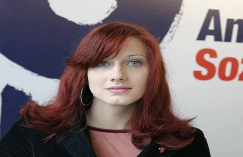 जूलिया बोंक- जूलिया बोंक जर्मनी की राजनेता हैं। (photo source- facebook)