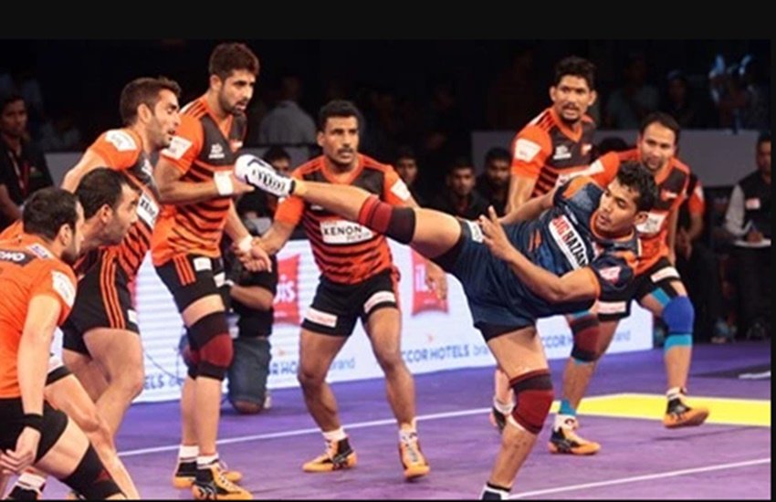 इस लीग के दौरान कबड्डी के धुरंधर अपनी ताकत दूसरी टीम के खिलाड़ियों पर दिखाते हुए नजर आएंगे।