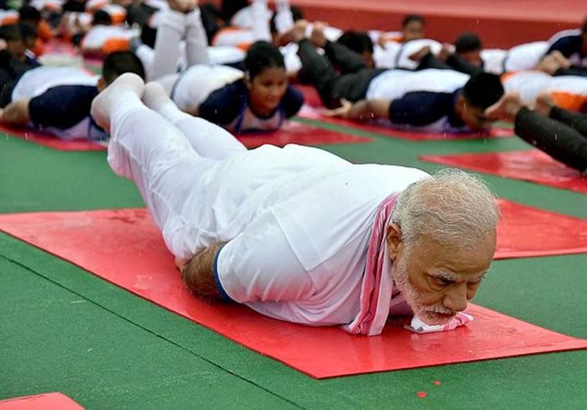 international yoga day, international yoga day 2017, yoga day 2017 india, yog divas 2017, yog divas, yog divas India, yog divas 2017 Live, yog diwas, yog diwas 2017, live international yoga day, yoga day, world yoga day 2017, yoga day 2017, योग डे, योग डे 2017, अंतर्राष्ट्रीय योग दिवस, world yoga day, international yoga day live, अंतर्राष्ट्रीय योग दिवस 2017, योग दिवस, योग दिवस 2017, इंटरनेशनल योग डे 2017, PM Modi, Narendra modi, Yogi Adityanath, इंटरनेशनल योग डे, yoga day latest news, yoga day news"