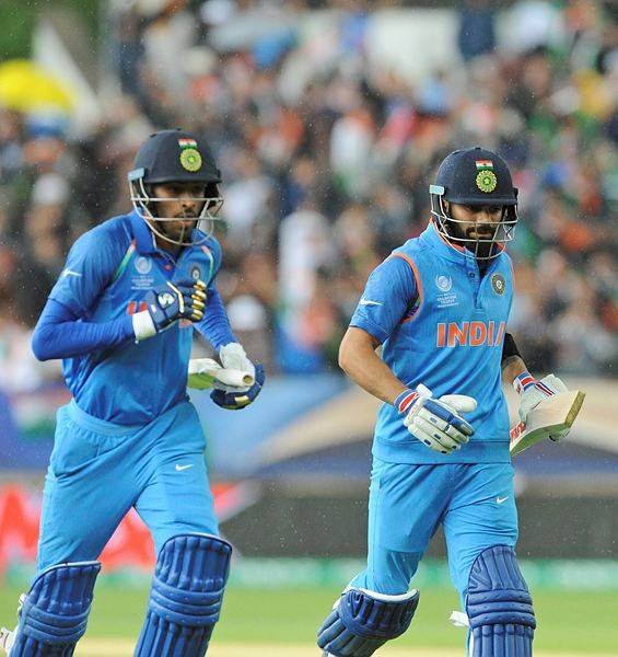 Wahab Riaz, Injured, Yuvraj Singh, ICC Champions Trophy 2017, India vs Pakistan, match, india, pakistan, india vs pakistan, cricket score, क्रिकेट, लाइव क्रिकेट स्कोर, क्रिकेट लाइव मैच, क्रिकेट मैच आज, live cricket score, live score, cricket score, live india vs pakistan, ind vs pak live, ind vs pak, live ind vs pak, india vs pakistan champions trophy 2017, india vs pakistan champions trophy, ind vs pak champions trophy 2017, india vs pakistan live match, india vs pakistan live odi, Pak vs Ind ODI, ind vs pak champions trophy, ind vs pak 2017, cricket score updates