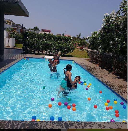 Movies of Salman Khan & Rambha, Bollywood Actress Ramba, Rambha, Judwa Actress Ramba, Rambha With her Family, Rambha Marriage, rambha daughter's, rambha Martiage Photos, rambha Latest Photos