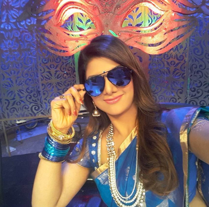 Movies of Salman Khan & Rambha, Bollywood Actress Ramba, Rambha, Judwa Actress Ramba, Rambha With her Family, Rambha Marriage, rambha daughter's, rambha Martiage Photos, rambha Latest Photos