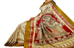 कलमकारी से सजे आधुनिक परिधान