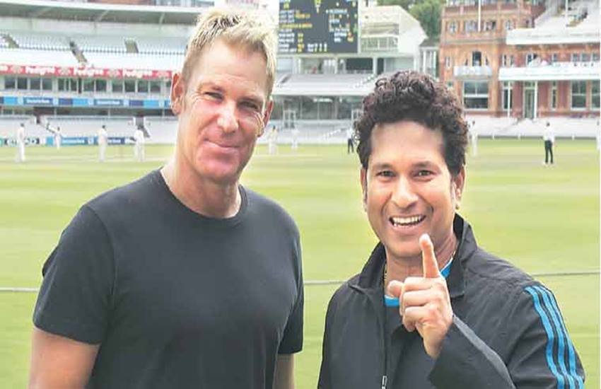 पूर्व अॉस्ट्रेलियाई दिग्गज शेन वॉर्न और मास्टर ब्लास्टर सचिन तेंडुलकर। 