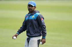 VIDEO: प्रेस कॉन्फ्रेंस से पहले उड़ी पाक कप्तान सरफराज की हवाइयां, पूछा-सारे इंग्लिश के पत्रकार हैं क्या?