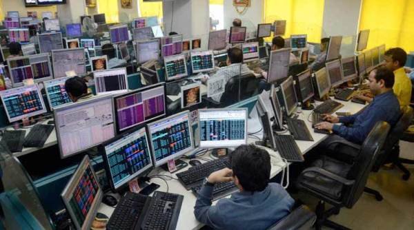 GST को लेकर 255 अंक उछलकर रिकॉर्डतोड़ ऊचांई पर पहुंचा सेंसेक्स, 9600 अंक के पार पहुंचा निफ्टी