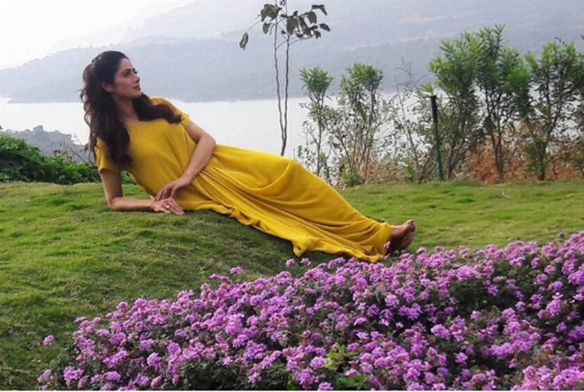 Sridevi and Jhanvi, Jhanvi and Media Repots, Sridevi Daughter Jhanvi, Jhanvi Bollywood Bebut, Jhanvi, Sridevi, Actress Sridevi, Actress Jhanvi, Entertainment Hindi News, Jansatta, Sridevi Latest Photos, Sridevi pics gallary, sridevi glamorous Photos