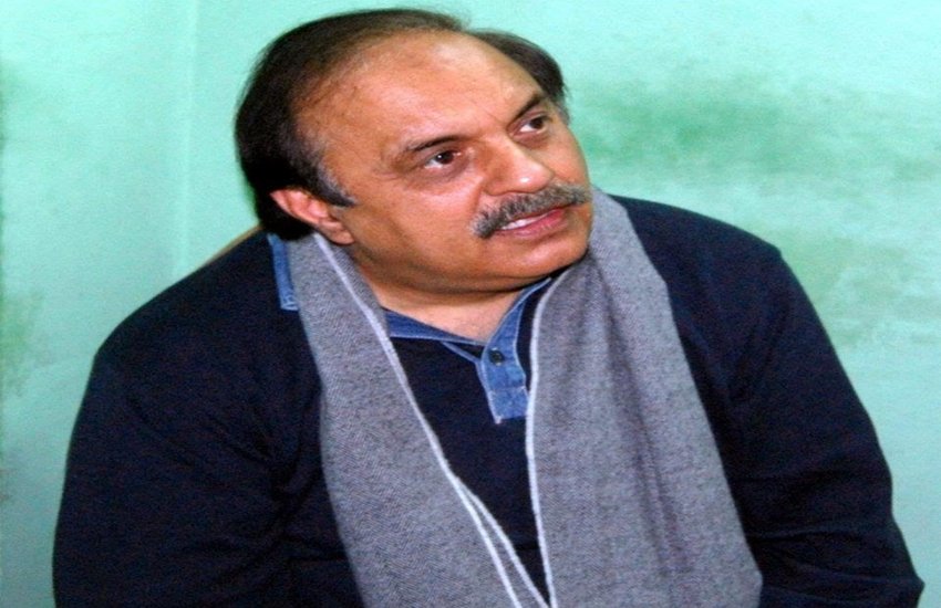 लेखक तेजेंद्र शर्मा  लेखक तेजेंद्र शर्मा
