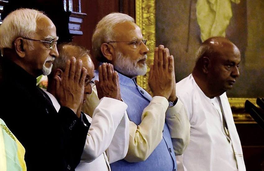 GST, GST Full Form, Full Form of GST, जीएसटी, जीएसटी मतलब, जीएसटी फुलफॉर्म, GST Moody's, What is GST, GST Explained, GST Effects, GST Rates, GST Tax Slabs, GST tax rates, Arun Jaitley, Indian Economy, Business News, Hindi News