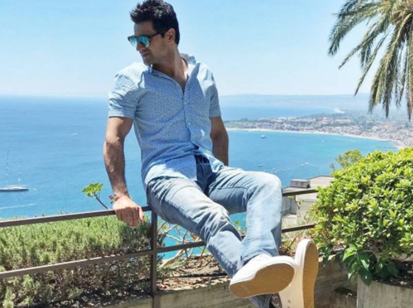 divyanka tripathi and husband vivek dahiya, latest pictures and videos of divyanka tripathi and husband vivek dahiya, video of divyanka tripathi, pictures of vivek dahiya instagram, hd pictures of divyanka tripathi, divyanka tripathi and husband vivek dahiya, bollywood news, bollywood updates, bollywood updates in hindi, entertainment news in hindi, bollywood updates in hindi, bollywood updates, bollywood updates in hindi, entertainment news in hindi, updates in hindi