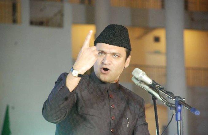 अकबरुद्दीन ओवैसी को बजरंग दल के नेता ने दी धमकी, कहा- तू सुधरा नहीं तो तेरा सिर धड़ से अलग कर दूंगा