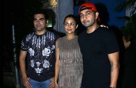 Arbaaz Khan, Amrita Arora, Spotted Together, Dinner Party, Malaika Arora, Arbaaz Khan Divorce, Malaika Arora Divorce, Bollywood News in Hindi, Entertainment News in Hindi