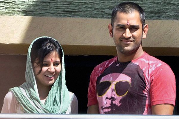 ms dhoni, sakshi, ziva, dhoni anniversary, dhoni gallery, sports gallery, cricket