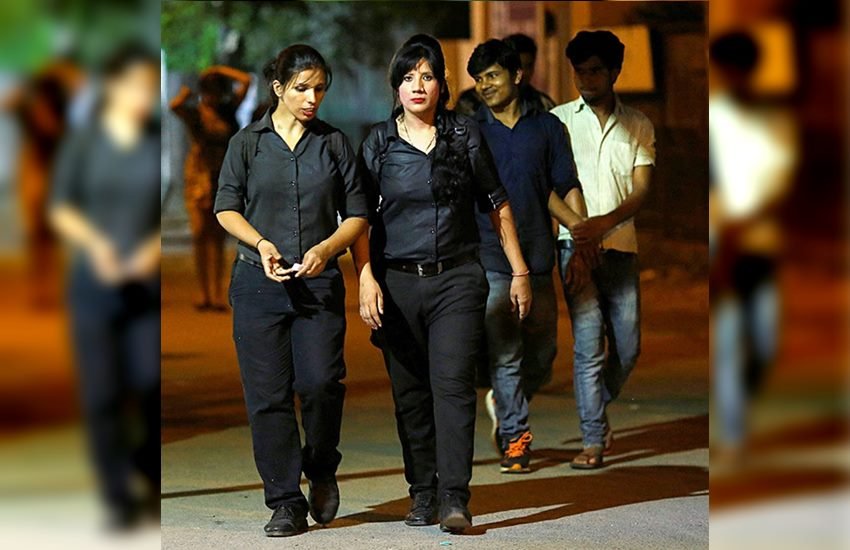Delhi, female bouncer, bouncer Sisters, Mehrunnisa & Tarannum, Social club in Hauj Khas, female bouncer in Delhi, female bouncer sisters in Delhi, bouncer Mehrunnisa