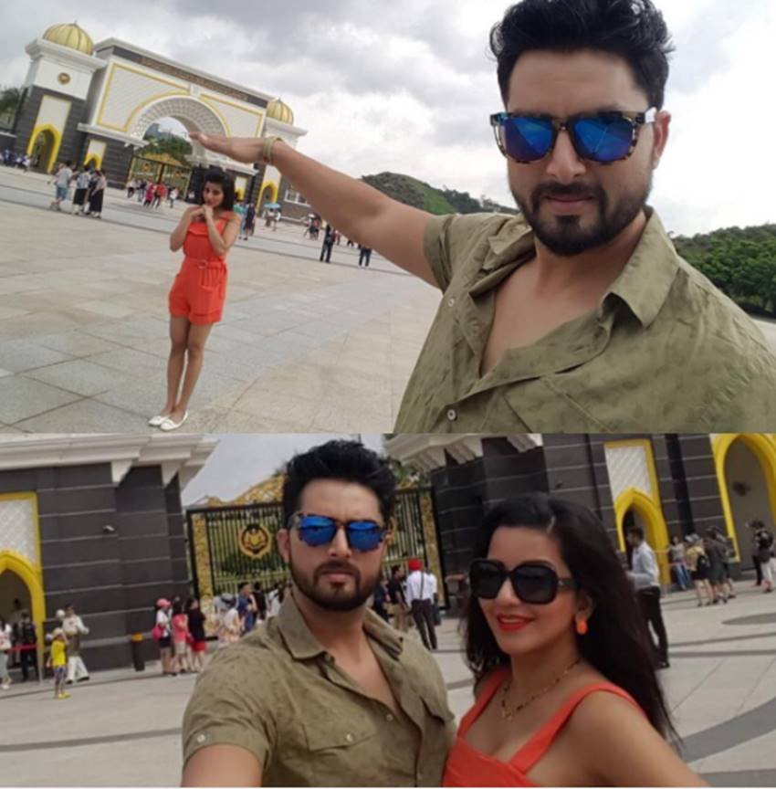 Monalisa, Monalisa Honeymoon, Monalisa Marriage, Monalisa Unknown Facts, Monalisa and Vikrant Singh, Monalisa Husband, Monalisa in Malaysia, Monalisa Boyfriend, Monalisa Movies, Monalisa Hot Photos