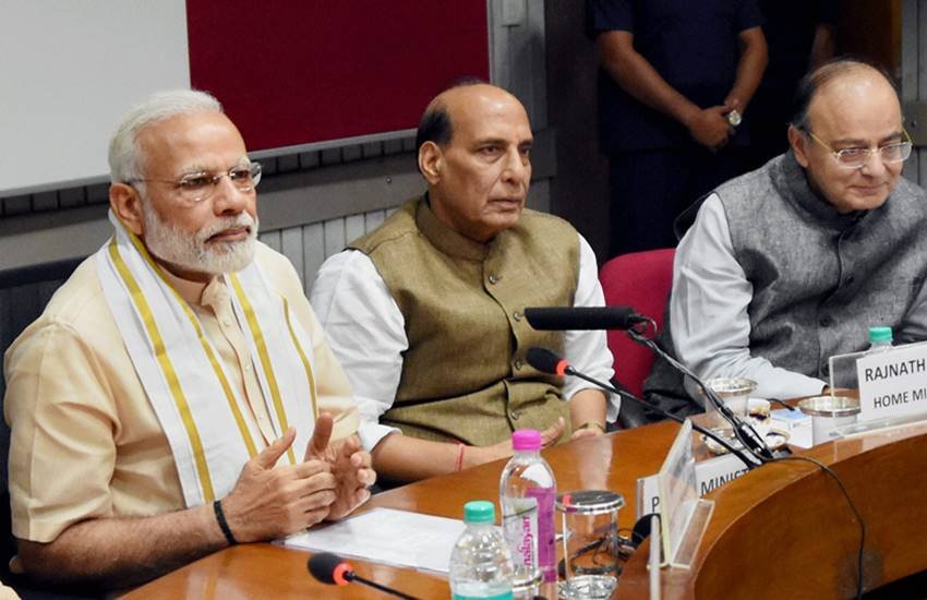 Cow Vigilants, Gau Rakshaks, Narendra Modi, Narendra Modi Trolls, Narendra Modi Trolled, Narendra Modi On Cow Vigilants, Narendra Modi Gau Rakshaks, Hindi News
