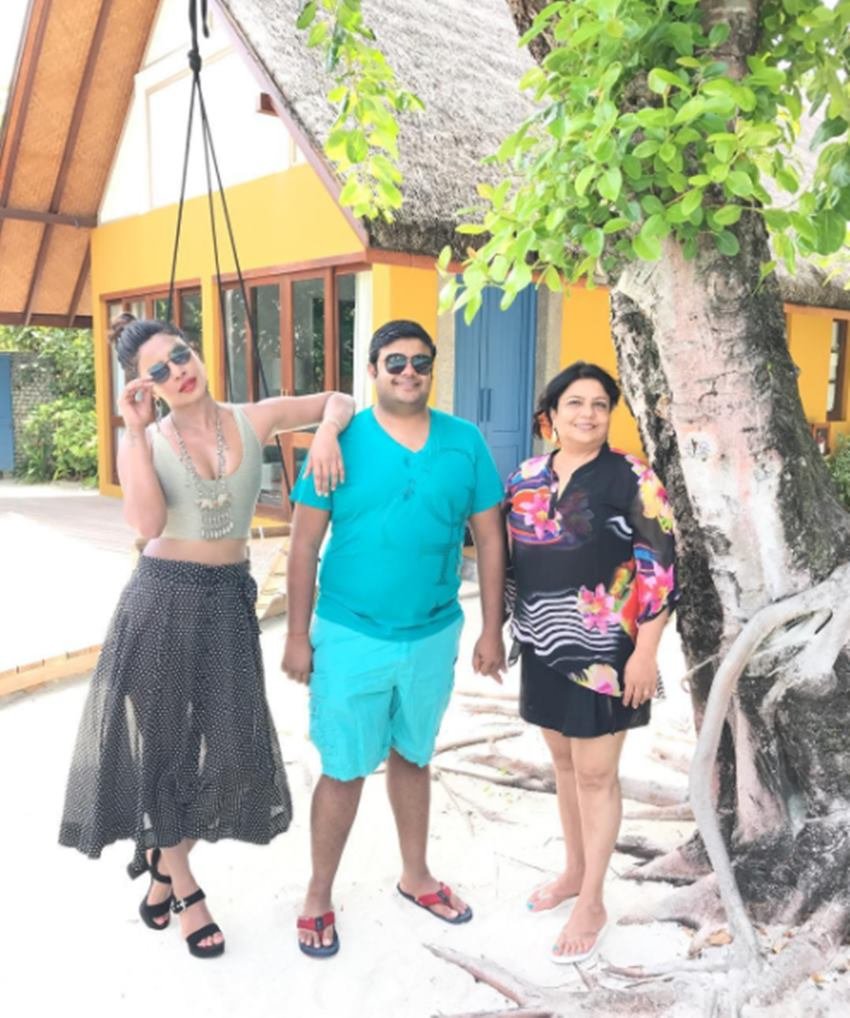 Priyanka Chopra, Priyanka Chopra birthday, Priyanka Chopra birthday photos, Priyanka Chopra holidays, Priyanka Chopra Instagram pics, Priyanka Chopra unknown facts, Priyanka Chopra hot photos, Priyanka Chopra dance video, Priyanka Chopra hit films, Priyanka Chopra family, Priyanka Chopra birthday plan, entertainment news, jansatta