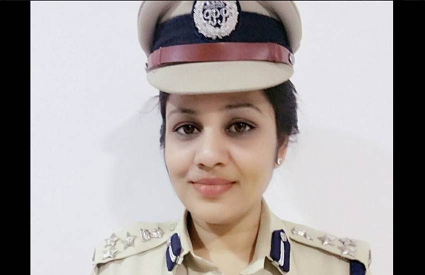 D Roopa, DIG D Roopa, D Roopa wiki