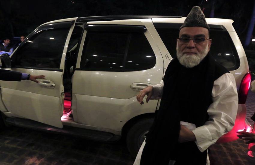 Shahi imam, Imam Bukhari, Syed Ahmed Bukhari, Imam Bukhari writes to Nawaz sharif, Pakistan, Hurriyat, Tajinder Bagga, BJP, Kashmir, Hindi news Shahi imam, Imam Bukhari, Syed Ahmed Bukhari, Imam Bukhari writes to Nawaz sharif, Pakistan, Hurriyat, Tajinder Bagga, BJP, Kashmir, Hindi news