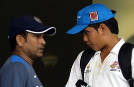 Arjun Tendulkar, Sachin Tendulkar, Sachin Tendulkar's son Arjun Tendulkar, bowling, Women cricket team, Indian Women cricket team, Women in blue, lords, lords ground, England, ICC Women’s World Cup 2017, India vs England, ICC Women’s World Cup 2017 news, INDvsENG, WorldCup2017, WWC17, WomenInBlue, BleedBlue, Mithali Raj, Lord's Cricket Ground, Cricket news, sports news, Hindi news, Jansatta