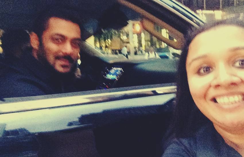 Salman Khan Selfie, Salman Khan Fan Selfie, Salman Khan in IIFA 2017, IIFA 2017 Fan Selfie, Aghana Selfie with Salman Khan, Dabang Khan Fan Sefie, Epic Selfie with salman Khan Salman Khan Selfie, Salman Khan Fan Selfie, Salman Khan in IIFA 2017, IIFA 2017 Fan Selfie, Aghana Selfie with Salman Khan, Dabang Khan Fan Sefie, Epic Selfie with salman Khan