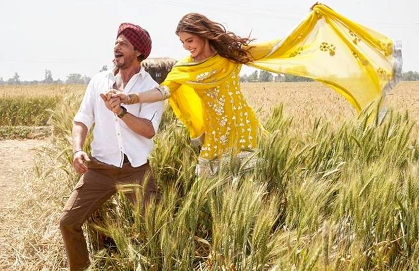 Anushka Sharma, Anushka Sharma Boyfriend, Anushka Sharma Virat Kohli, Shah Rukh Khan, Butterfly Song, Release Butterfly Song, Jab Harry Met Sejal, Anushka Sharma and Shahrukh Khan, Bollywood News in Hindi, Entertainment News in Hindi