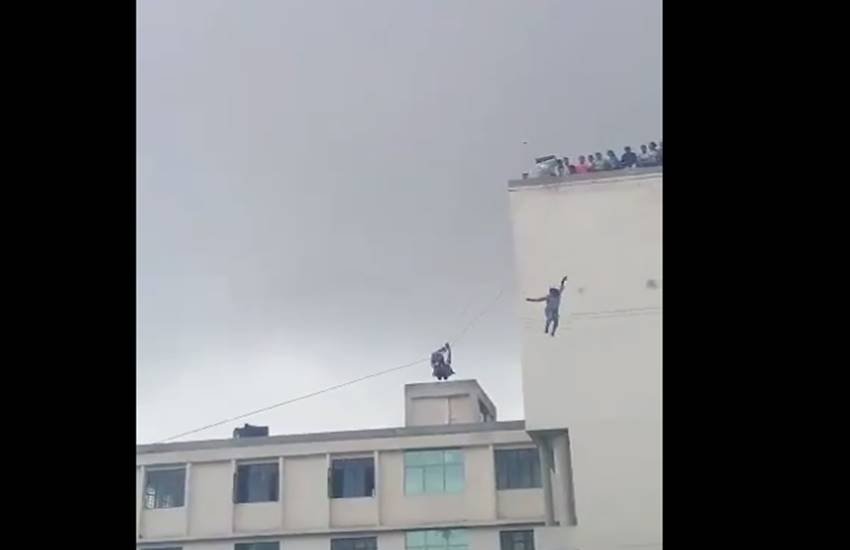 अदिति की उम्र सिर्फ 21 साल थी। की उम्र सिर्फ 21 साल थी।